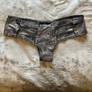 Little black diamond holographic rave bottoms